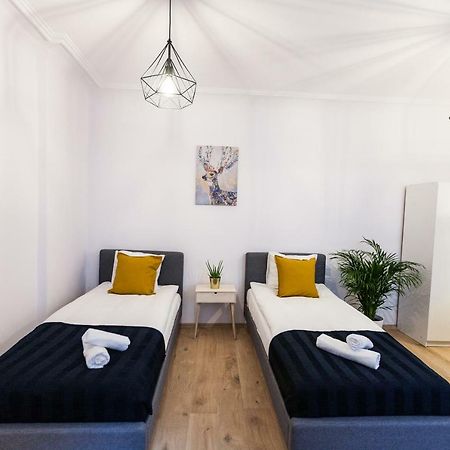 Grodzka 42 Apartment คราคูฟ ภายนอก รูปภาพ