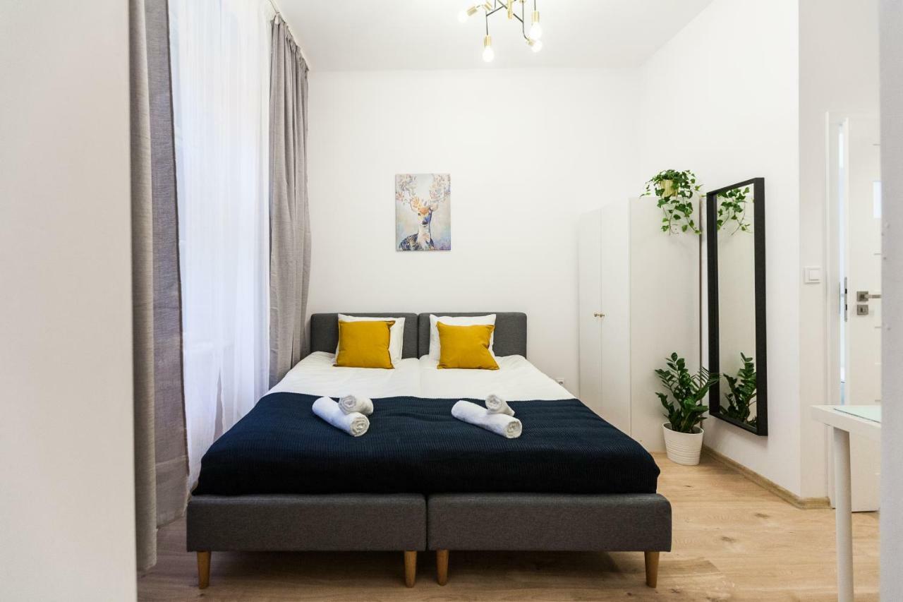Grodzka 42 Apartment คราคูฟ ภายนอก รูปภาพ